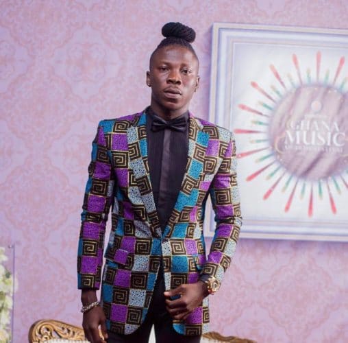 Stonebwoy on consistent wins, Grabs 2 awards at #VGMA2017
