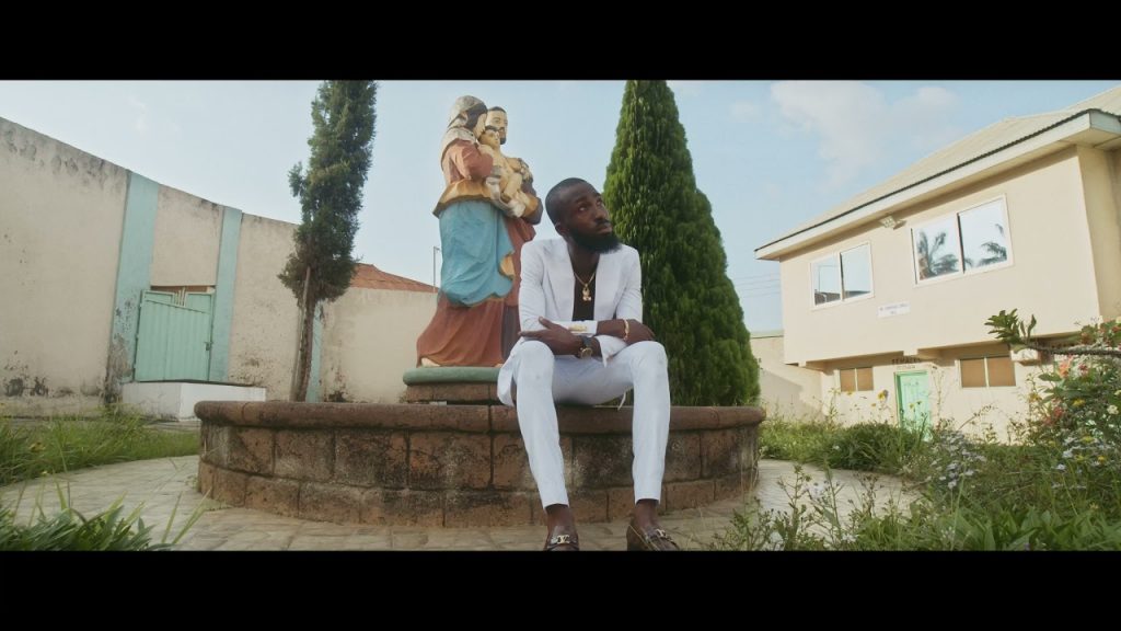 VIDEO: Oseikrom Sikanii - Money No Dey