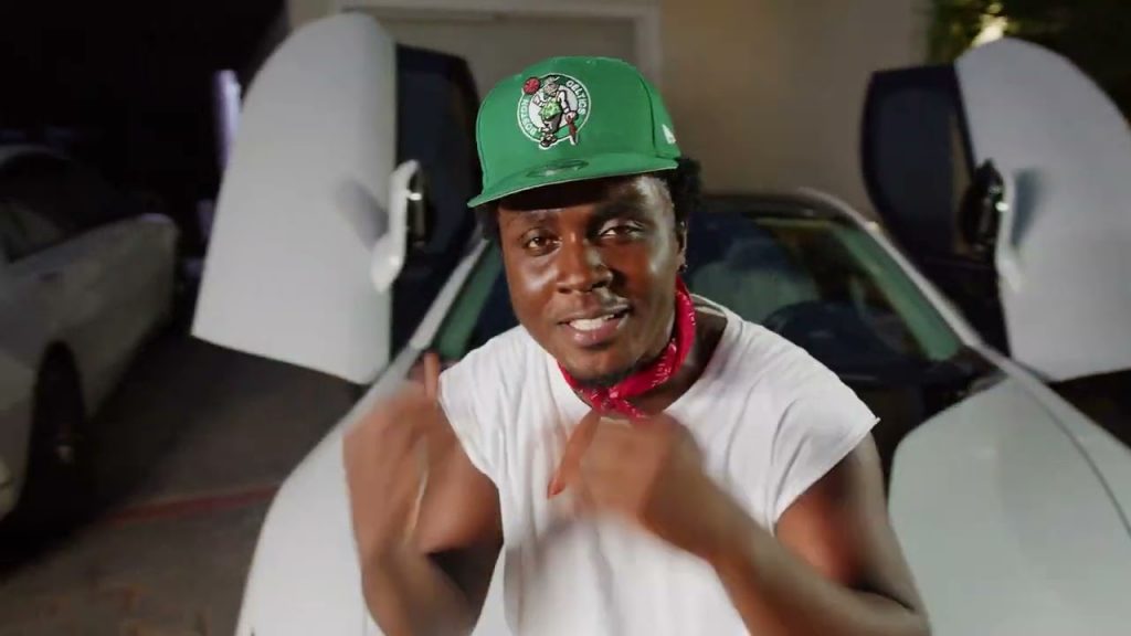 VIDEO: Kweku Smoke - Chairman (feat. Bosom P-Yung & Yaw Tog)