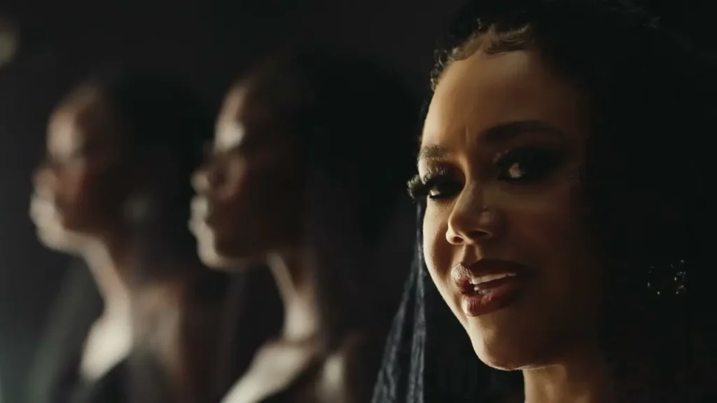 Akwaboah X Nadia Buari - Smile Again (Official Music Video)