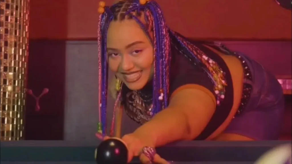 Moliy - Backie Visualizer (Detty December)