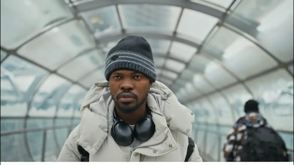 Fameye - Traveler (official video)