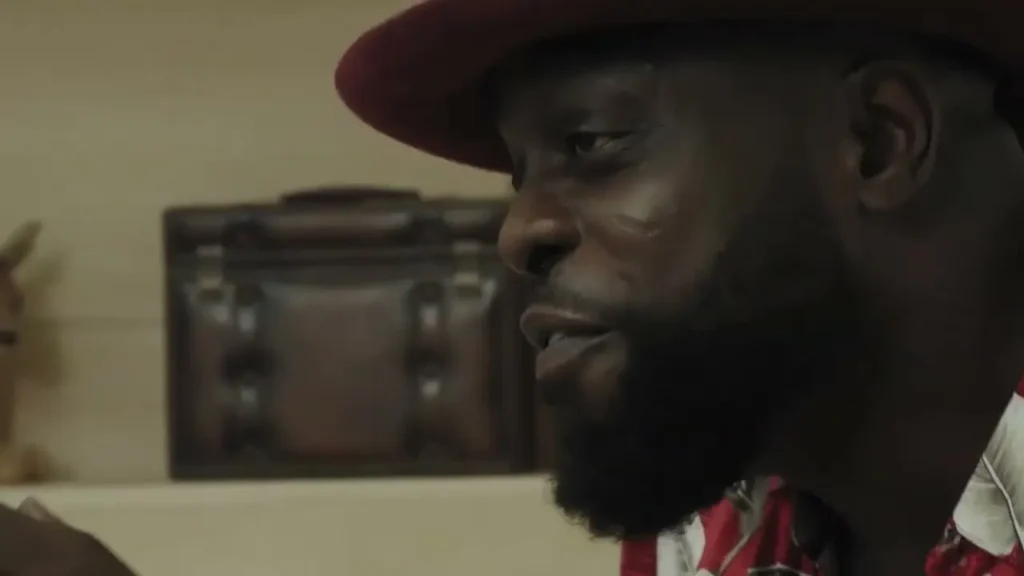 Ofori Amponsah – Odo Mpaso (Official Music Video)