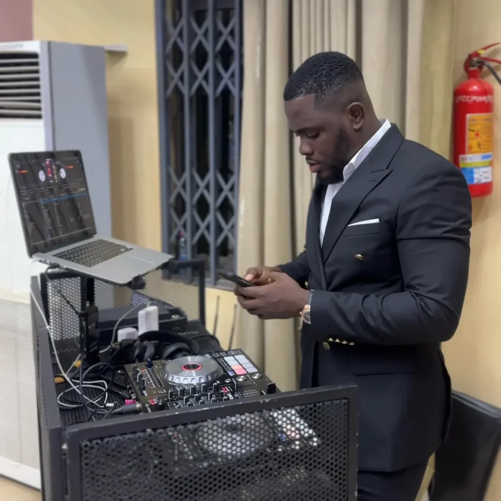 DJHOT GH - AFRO FUSE MIXTAPE VOL 1 BY DJHOT