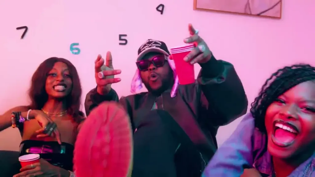 Hunnyboy FT Medikal - PUTTY (OFFICIAL VIDEO)