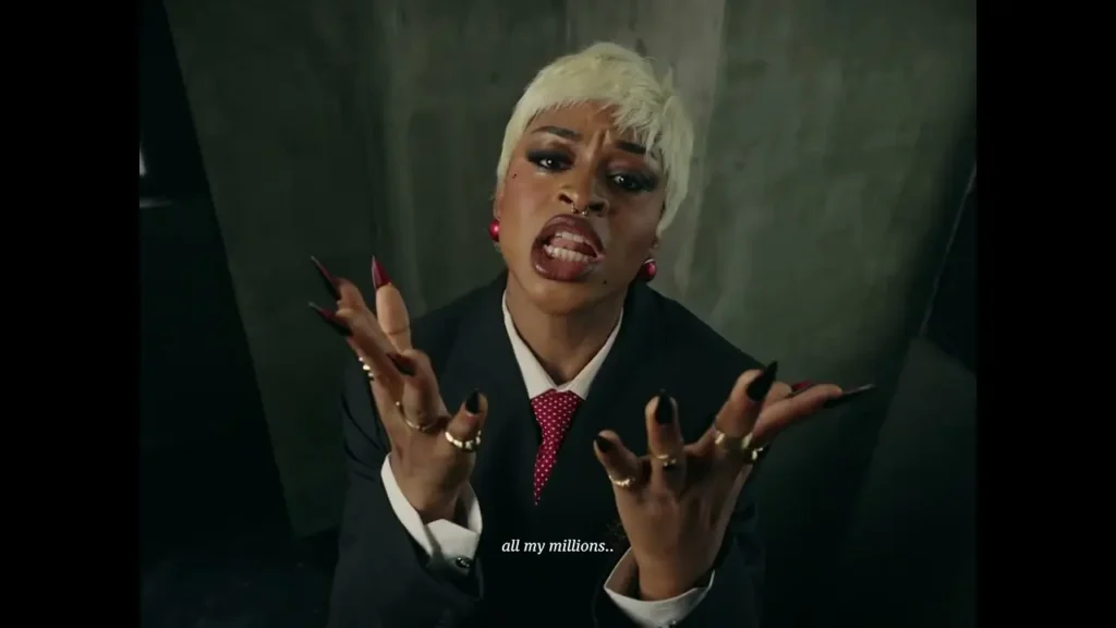Kw33n B - Smooth Ole Buruku (Official Visualizer)
