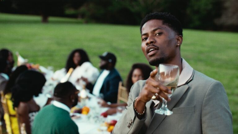 Kwesi Arthur - Yawa (Hosanna) (Official Music Video)