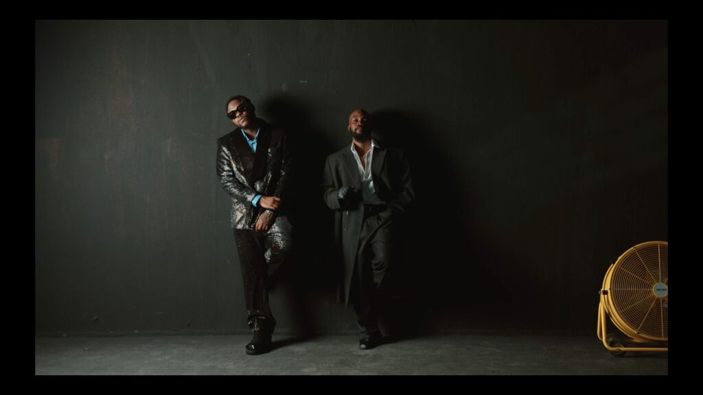 Mr Drew Ft Medikal - Steeze (Visualizer)